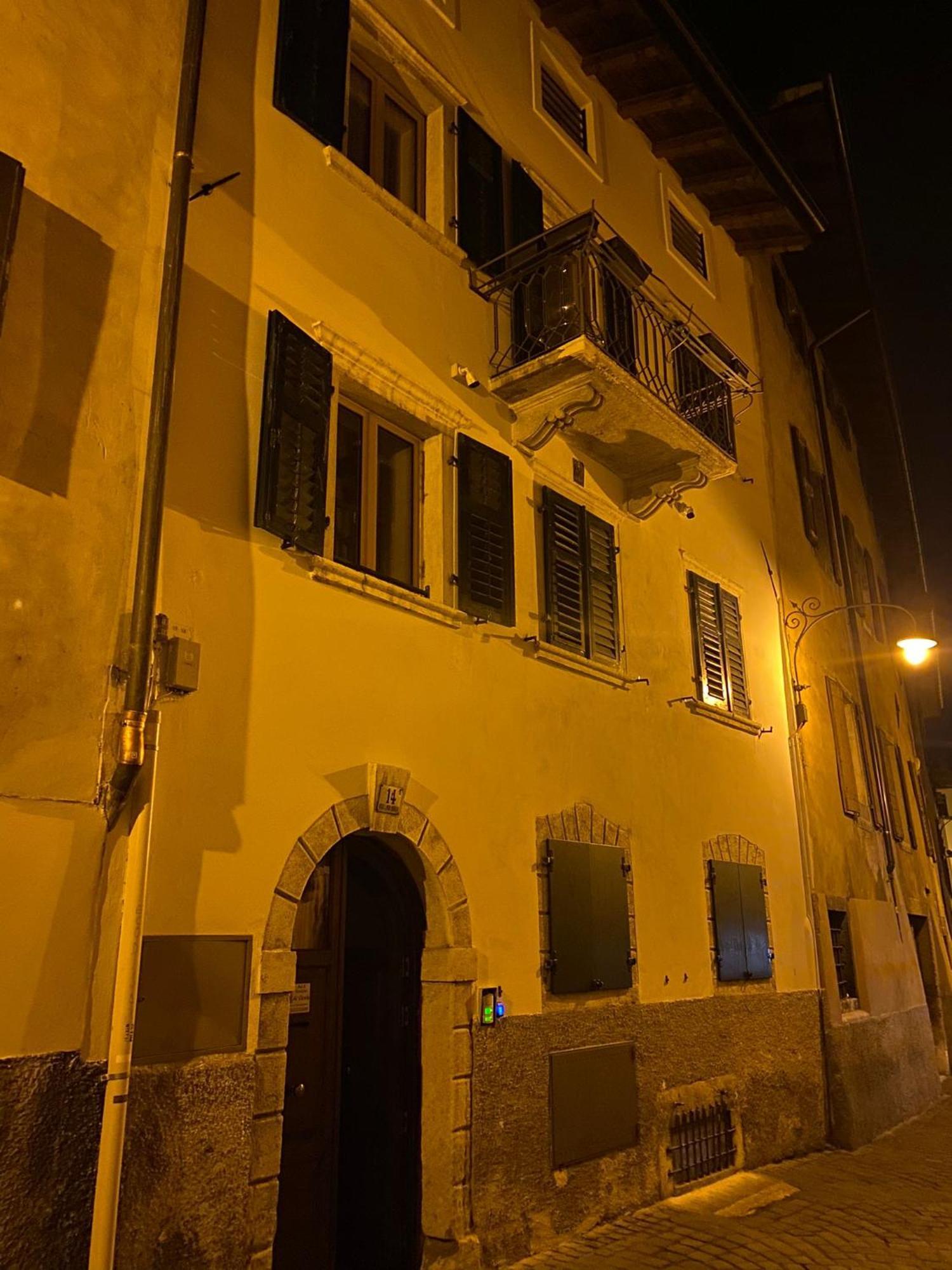 Al Vicolo Bed & Breakfast Trento Ngoại thất bức ảnh